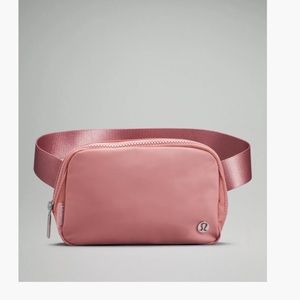 Lululemon Everywhere Belt Bag  NWT 
Pink Pastel